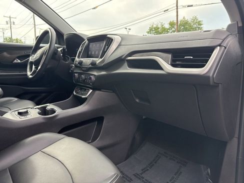Used 2022 GMC Terrain SLT w/ LPO, Floor Liner Package image 18
