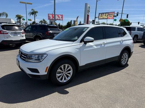 Used 2020 Volkswagen Tiguan S FWD image 3