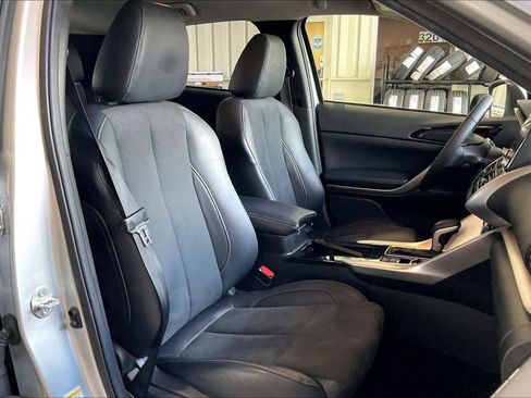 Used 2022 Mitsubishi Eclipse Cross SE image 22