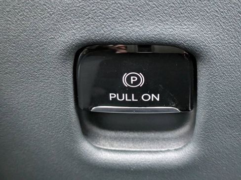 New 2025 Lincoln Navigator Reserve image 32