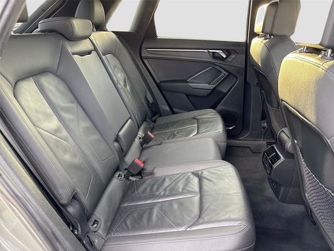 Used 2019 Audi Q3 2.0T Premium Plus w/ Premium Plus Package image 30