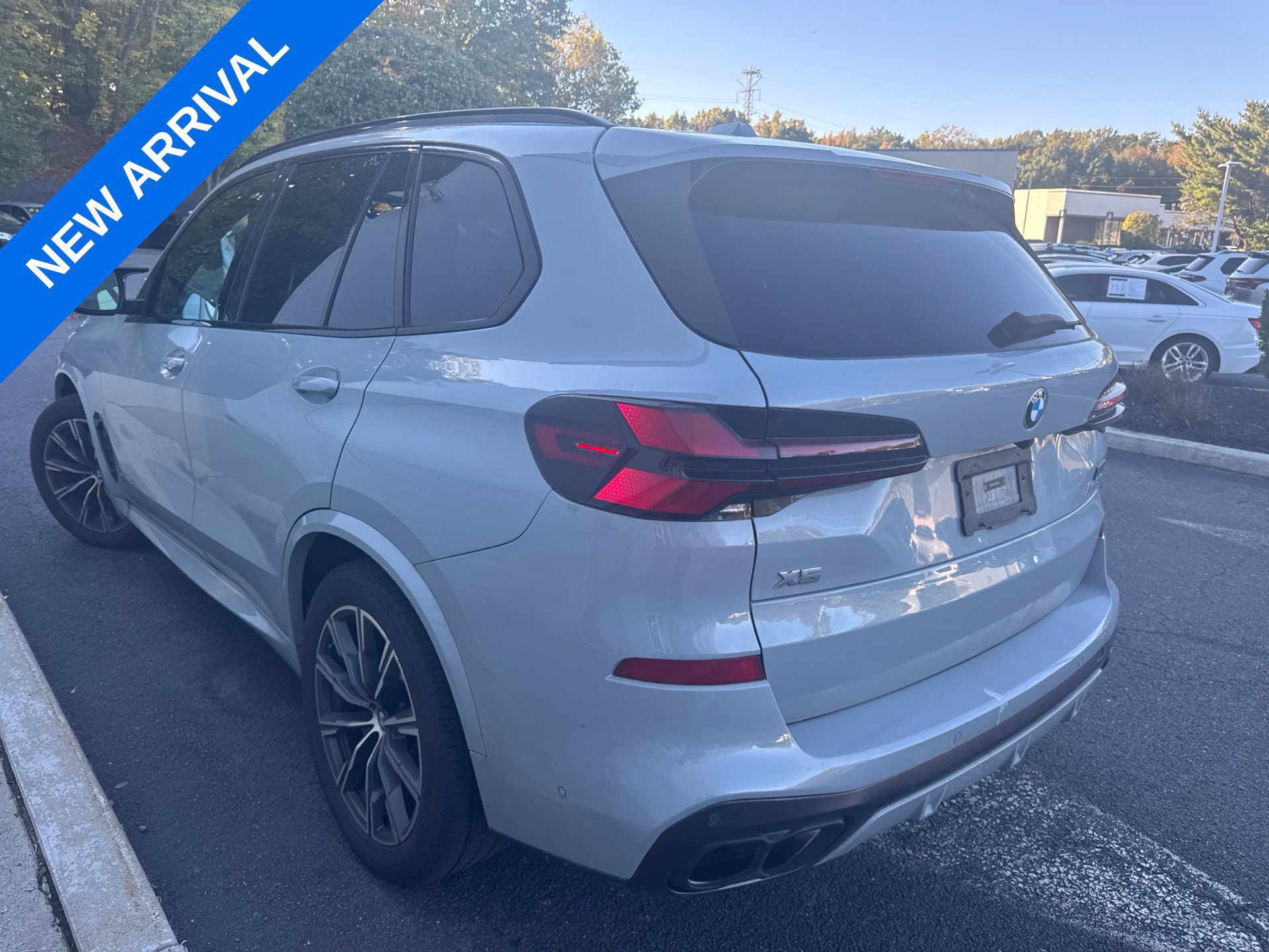 Used 2024 BMW X5 M60i w/ Climate Comfort Package AWD/4WD image 4