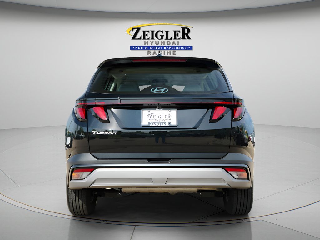 Certified 2026 Hyundai Tucson SE FWD image 6