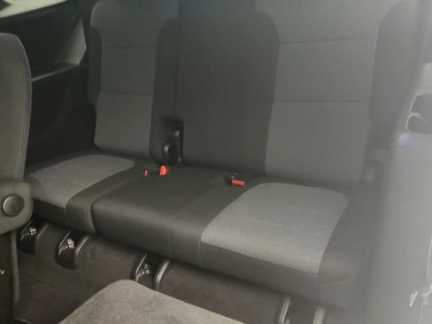 Certified 2023 Chevrolet Traverse LT FWD image 26