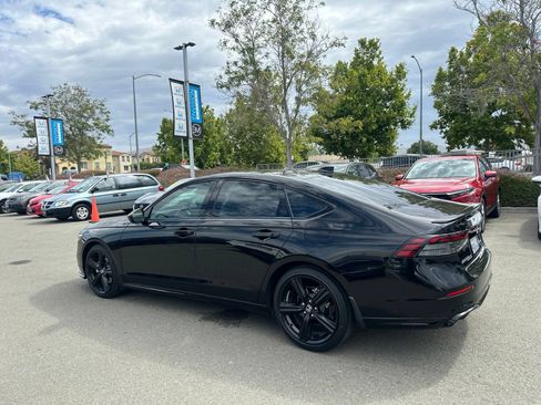 Used 2023 Honda Accord Sport image 4