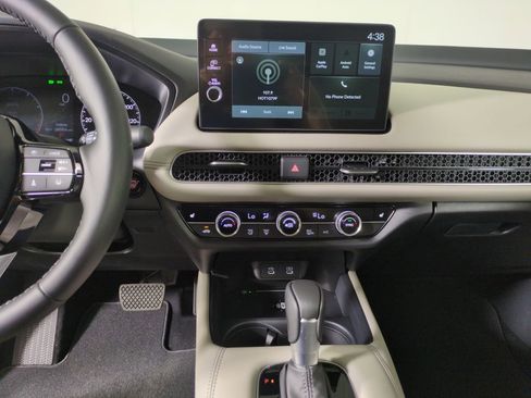 New 2026 Honda HR-V EX-L image 17