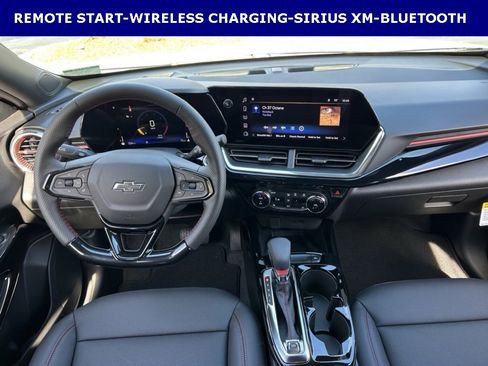 Certified 2026 Chevrolet Trax RS w/ Sunroof Package image 12