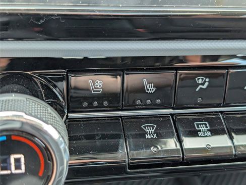 New 2027 Chevrolet Bolt RS w/ Technology Package FWD image 20