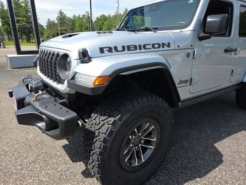 Used 2024 Jeep Wrangler Unlimited Rubicon 392 AWD/4WD image 39