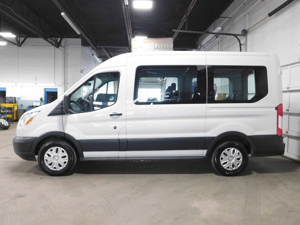 Used 2018 Ford Transit 150 XLT RWD image 10