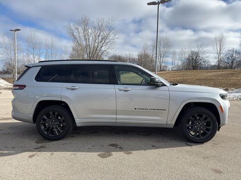 New 2026 Jeep Grand Cherokee L Limited image 4