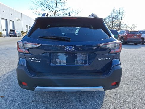 Certified 2024 Subaru Outback Limited image 5
