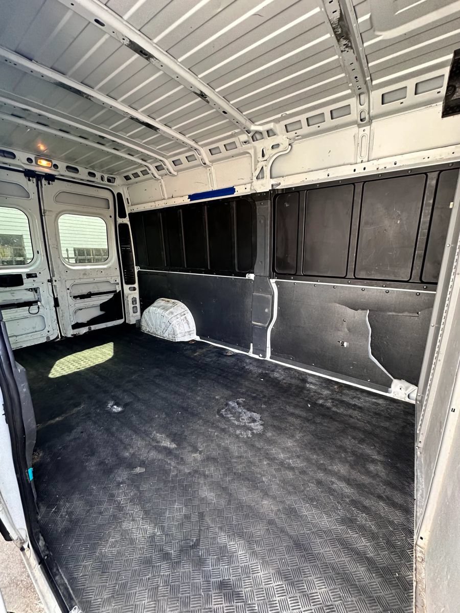 Used 2018 RAM ProMaster 2500 FWD image 6
