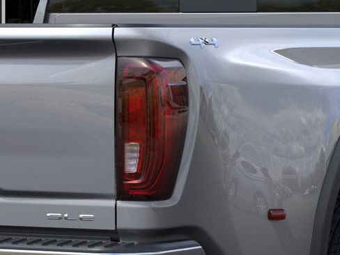 New 2026 GMC Sierra 3500 SLE w/ Preferred Package image 43