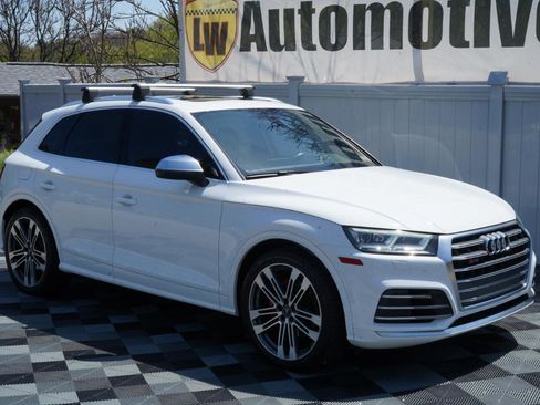 Used 2018 Audi SQ5 Premium Plus w/ S Sport Package AWD/4WD image 2