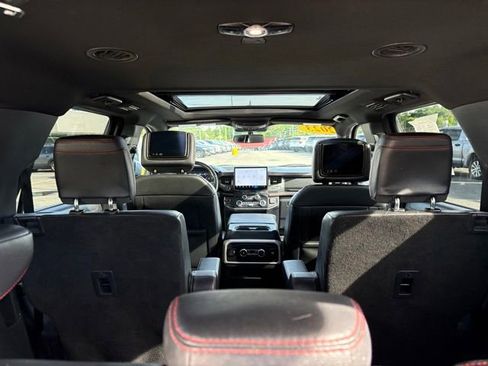 Used 2023 Ford Expedition Limited AWD/4WD image 45