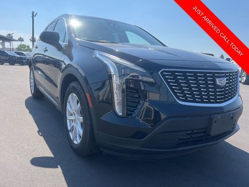 Used 2021 Cadillac XT4 Luxury image 1