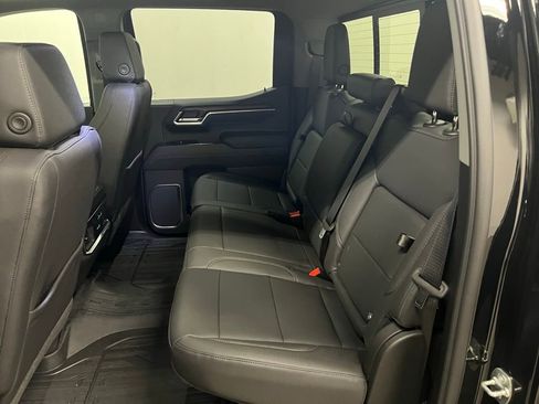 New 2026 GMC Sierra 1500 SLT w/ SLT Convenience Package AWD/4WD image 30