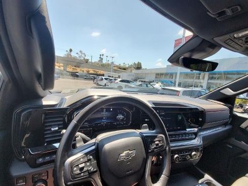 Used 2022 Chevrolet Silverado 1500 ZR2 w/ Technology Package AWD/4WD image 10