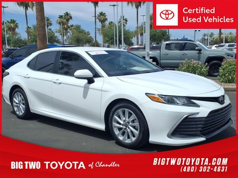 Certified 2023 Toyota Camry LE FWD image 1