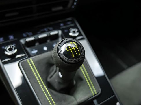 Used 2022 Porsche 911 GT3 RWD image 25