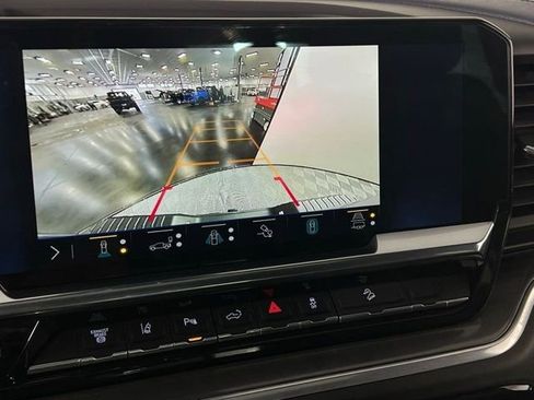 Used 2024 Chevrolet Silverado 3500 High Country image 15