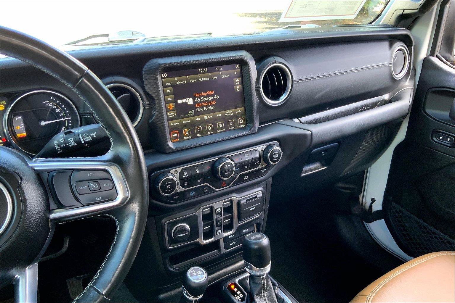 Certified 2023 Jeep Wrangler Unlimited Sahara w/ Cold Weather Group AWD/4WD image 6