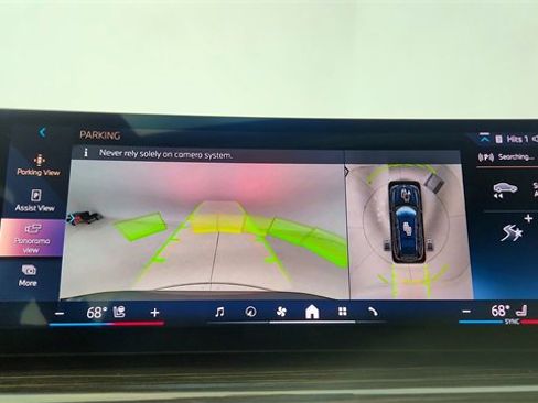 Used 2025 BMW X7 xDrive40i w/ Executive Package image 50