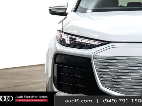Used 2025 Audi Q6 e-tron Premium Plus w/ Premium Plus image 14