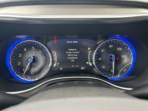 New 2026 Chrysler Pacifica Pinnacle AWD/4WD image 11