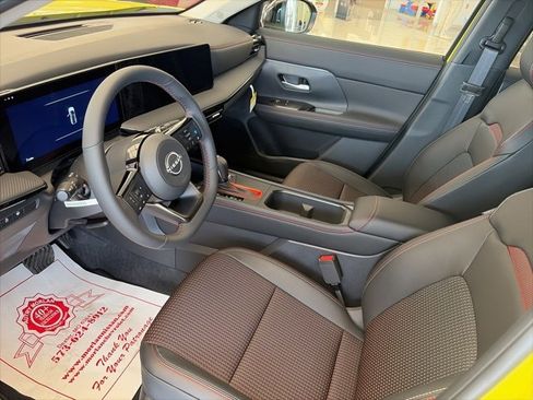 New 2026 Nissan Kicks SR w/ SR Premium Package image 15