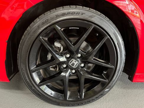 Used 2022 Honda Civic Sport image 5