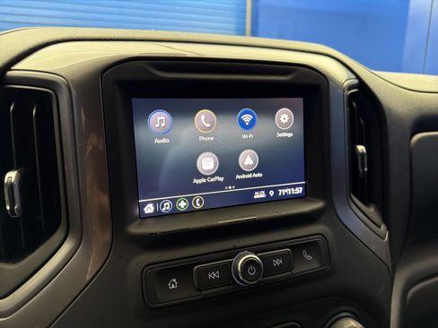 Used 2021 Chevrolet Silverado 1500 Custom RWD image 17