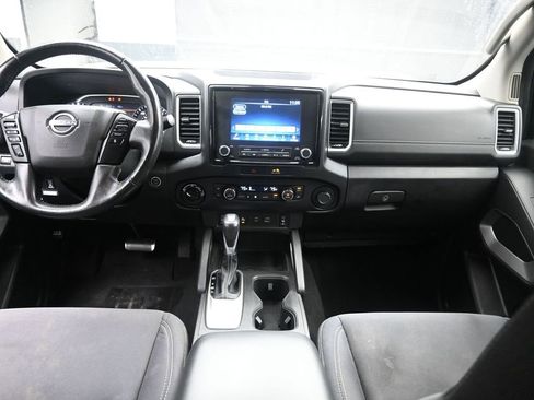Used 2023 Nissan Frontier SV w/ Technology Package image 9