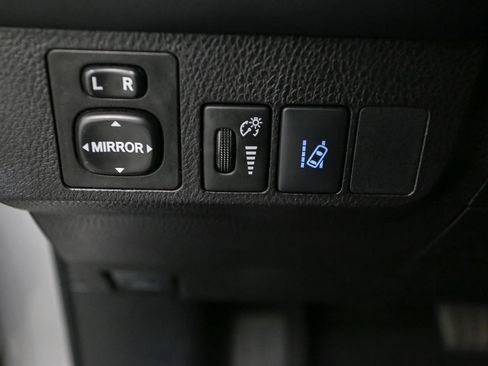 Used 2017 Toyota RAV4 XLE w/ Plus Special Value Package AWD/4WD image 39