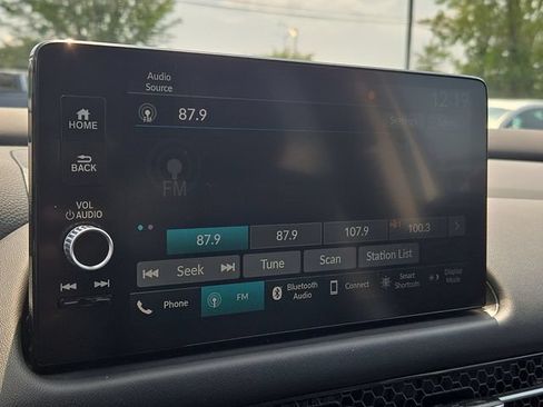 Used 2024 Honda HR-V EX-L image 17