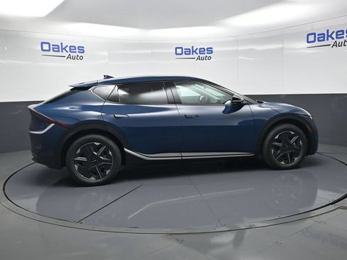 New 2026 Kia EV6 Light RWD image 9