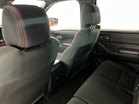 Certified 2025 Nissan Frontier PRO-4X image 19