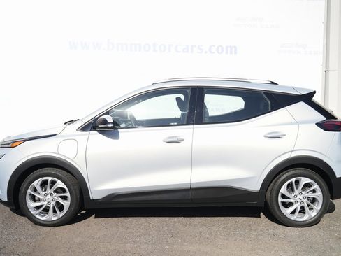 Used 2022 Chevrolet Bolt EUV LT image 8
