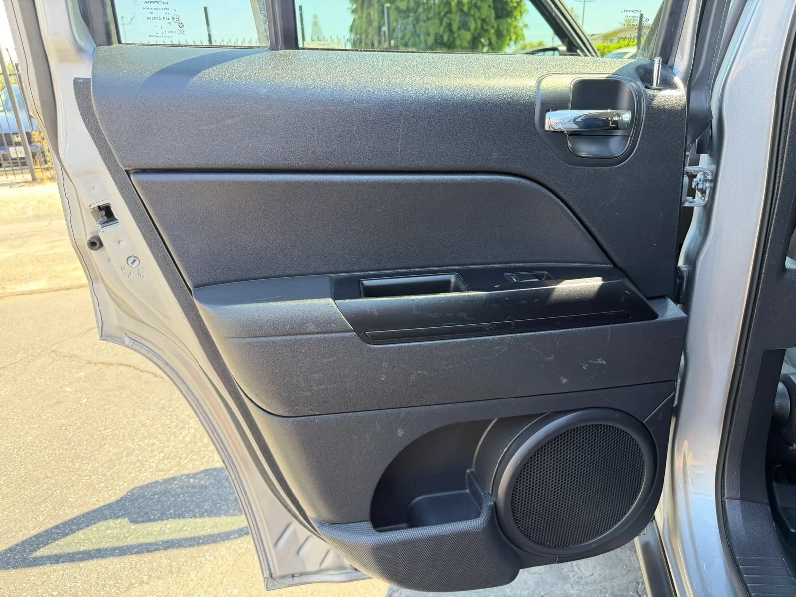Used 2016 Jeep Patriot Latitude FWD image 27