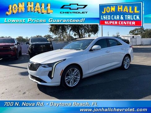 Used 2021 Cadillac CT4 Premium Luxury image 2