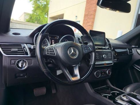Used 2017 Mercedes-Benz GLS 550 4MATIC w/ Driver Assistance Package image 15