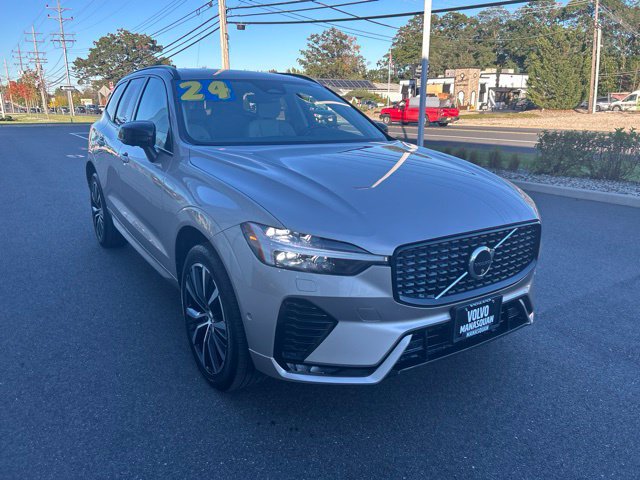 Used 2024 Volvo XC60 B5 Plus w/ Climate Package AWD/4WD image 6