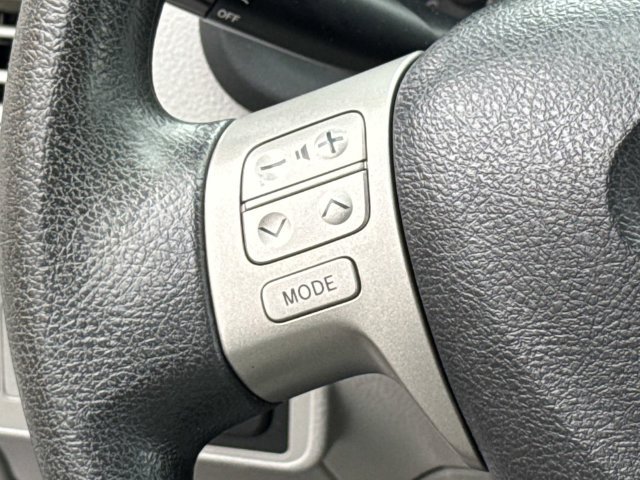 Used 2013 Toyota Corolla LE FWD image 22