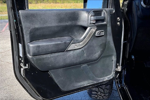 Used 2017 Jeep Wrangler Unlimited Sport w/ Quick Order Package 24S AWD/4WD image 19