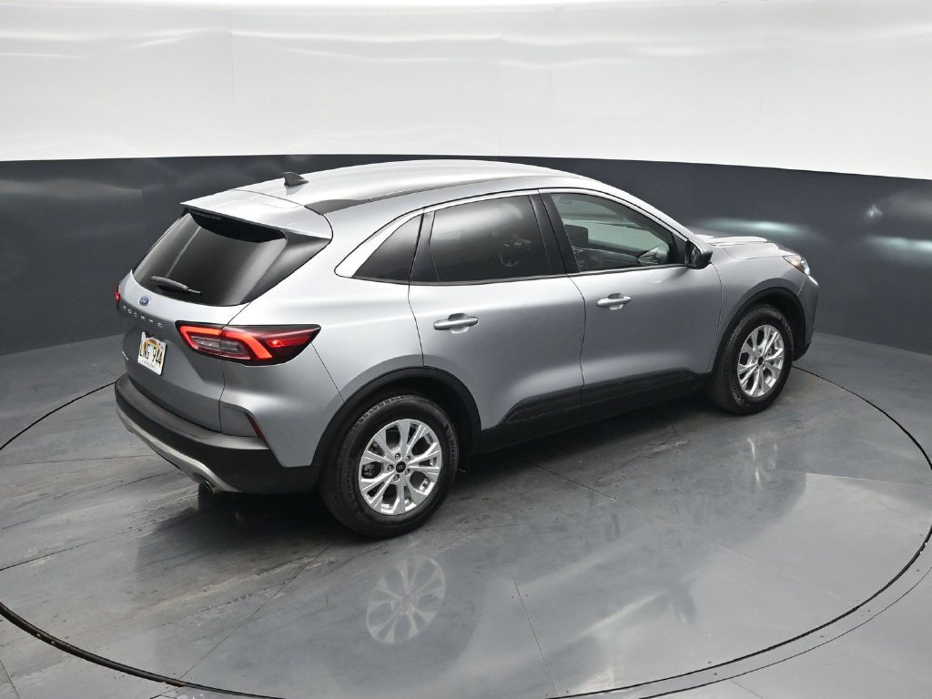 Used 2024 Ford Escape Active FWD image 39