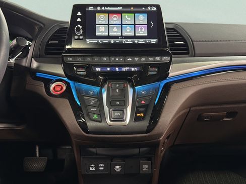 Used 2025 Honda Odyssey Touring image 38