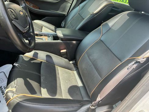Used 2014 Chevrolet Impala LT FWD image 9