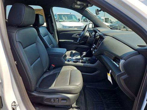 Certified 2023 Chevrolet Traverse LT FWD image 27