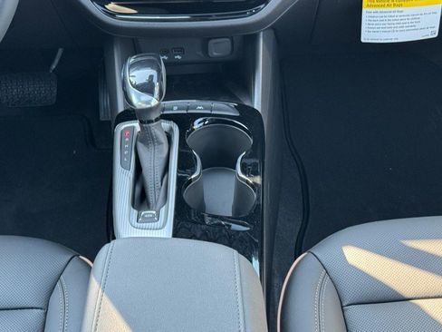 New 2026 Buick Envista Avenir FWD image 14